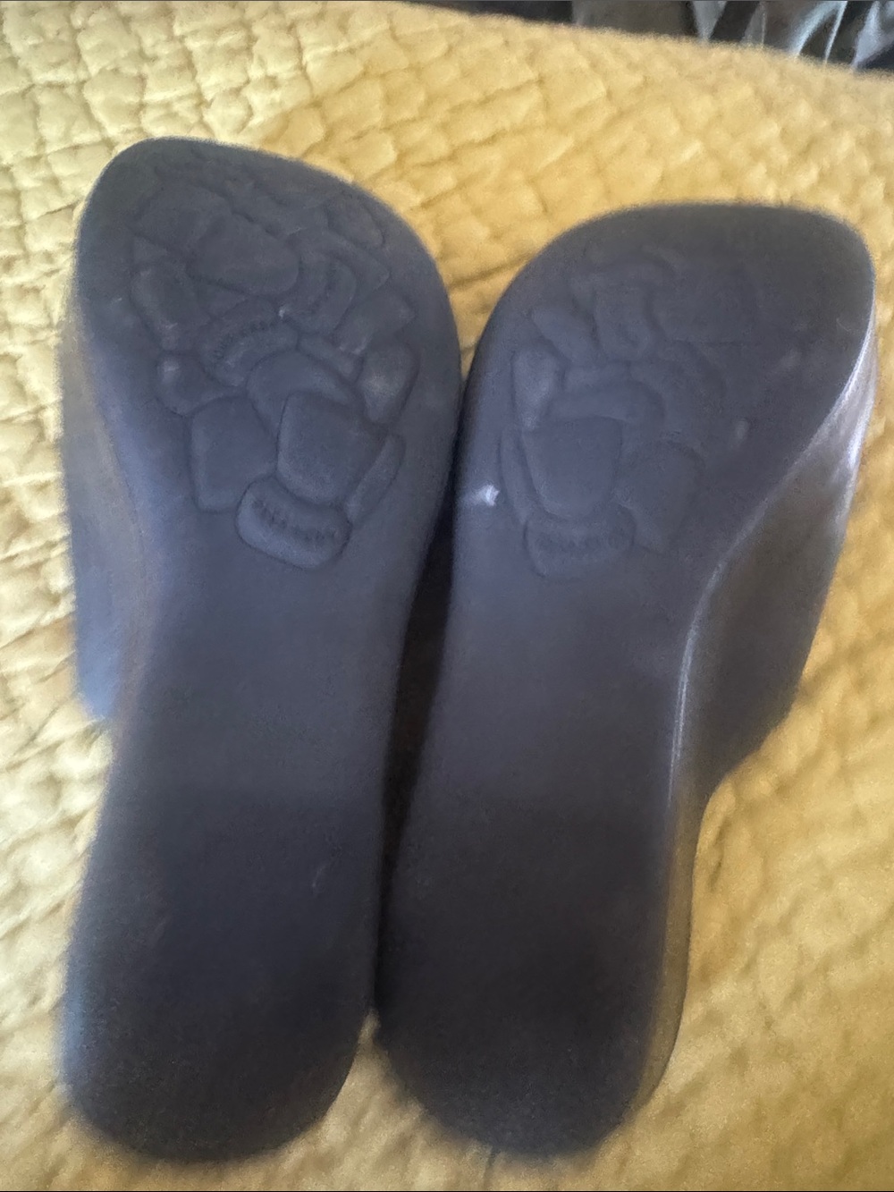 Kork-Ease Black Leather Slide Wedge Mules. 6.5. New - Picture 4 of 5